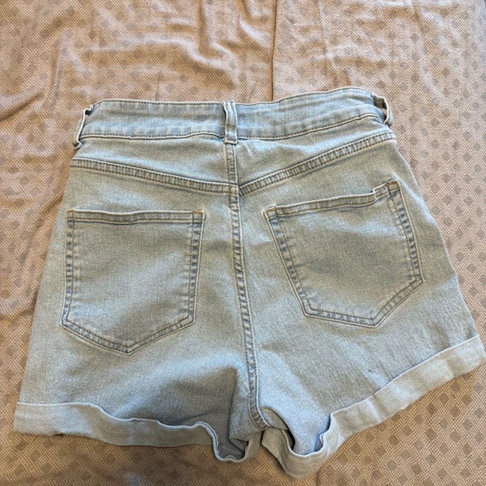H&M shorts